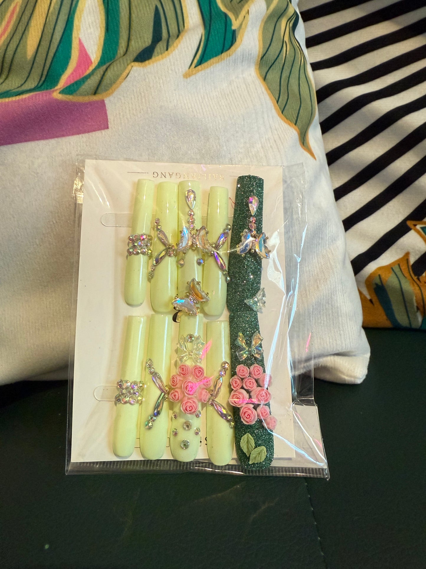 Extra Long Diamond Floral Goddess 10pcs Nail Set