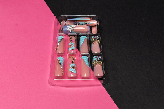 Beautiful Butterfly 24pcs Nail Set