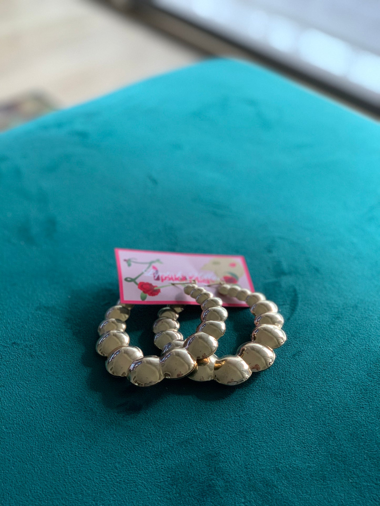 Gold Circle Round Retro Hoops